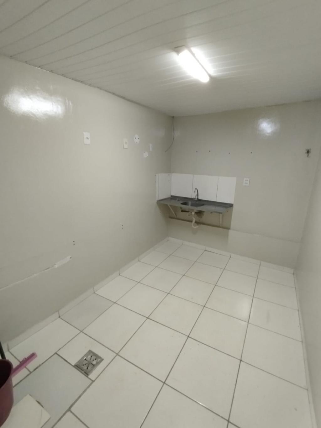 e uma copa.
IPTU R$ 201