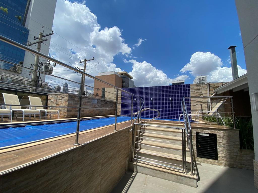 contendo 137.07 m² de área comum